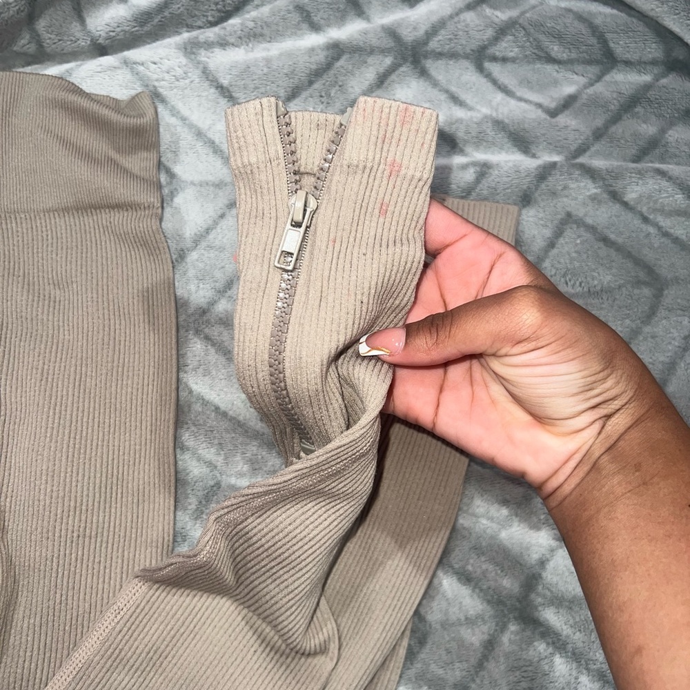 Prettylittlething Set - image 4